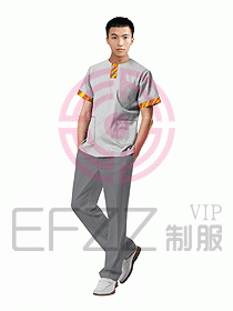 更衣服務員112